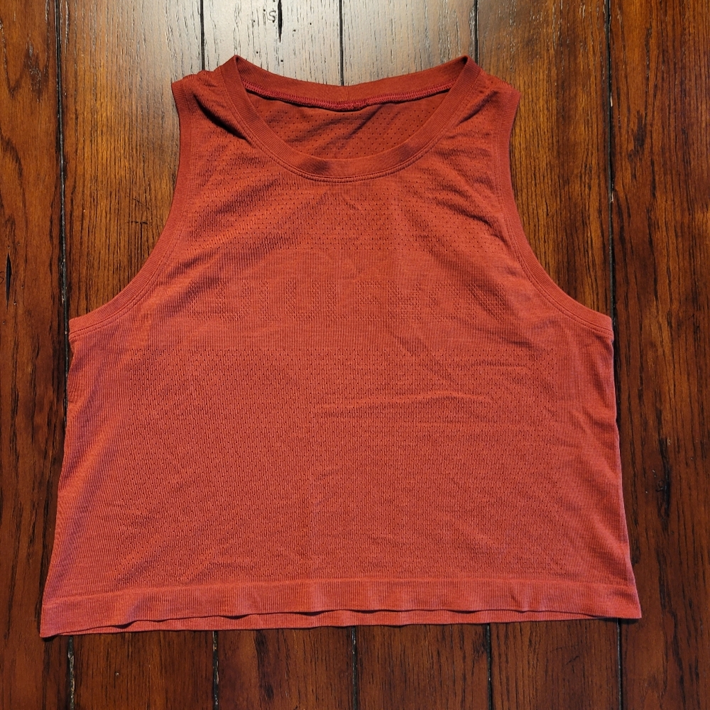 Lululemon cropped tank
